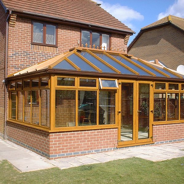 10 Things To Know Before Buying A New Conservatory | Guide | STHW