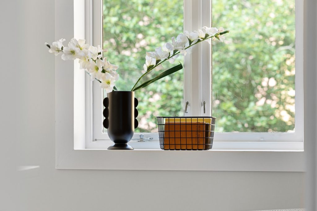 Window Sill Plant Pot